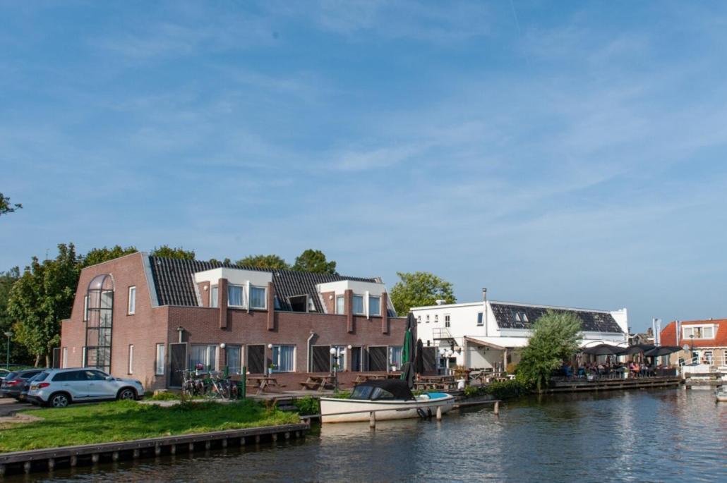 Hotel De Watersport Heeg Exterior foto