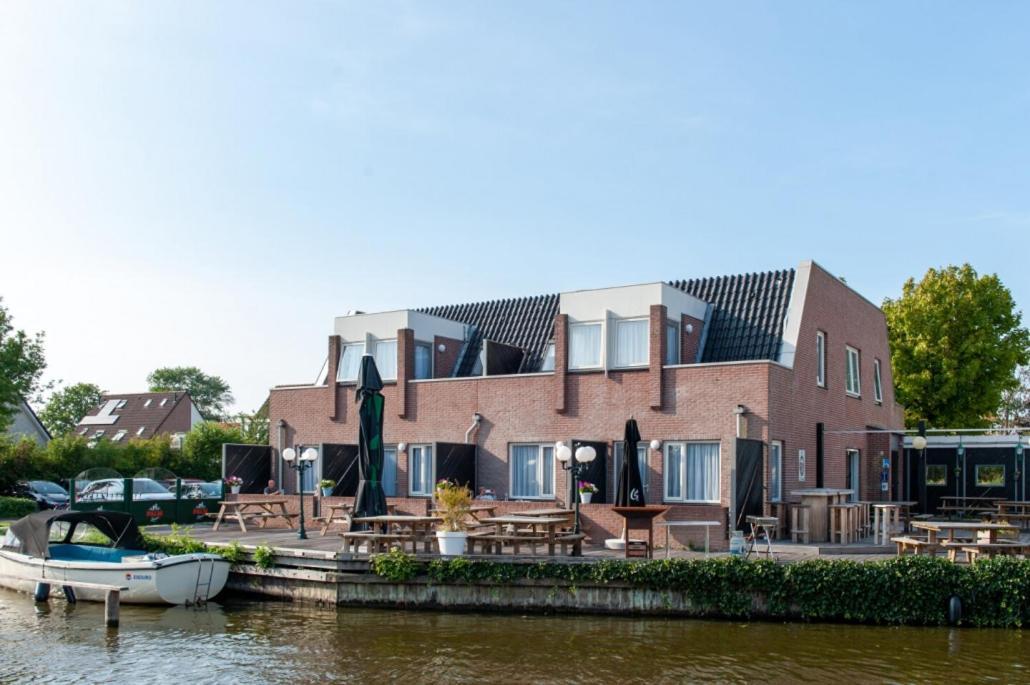 Hotel De Watersport Heeg Exterior foto